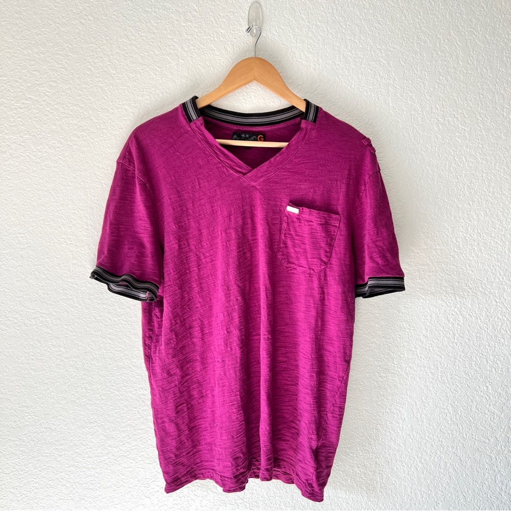 Vintage G by Guess V-Neck Pocket Short Sleeve Fuchsia Tee Size XXL